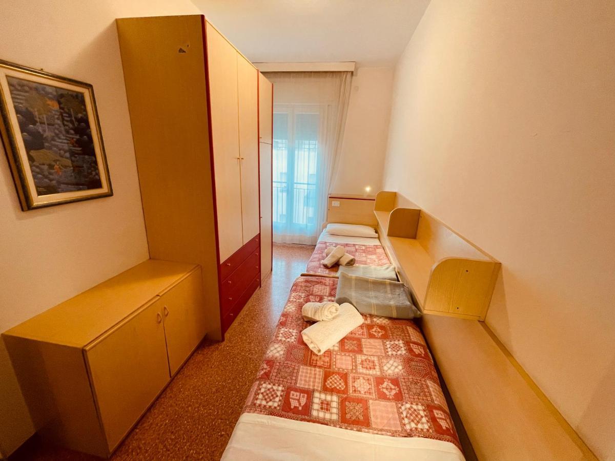 App4Rent Saturno 4 - Family Apartment, Wifi, Parking Lido di Jesolo Eksteriør bilde