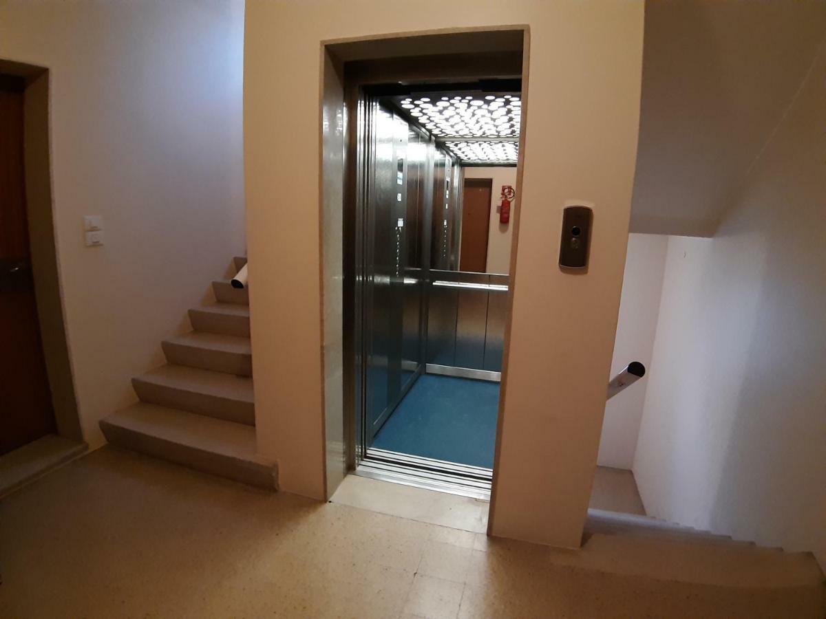 App4Rent Saturno 4 - Family Apartment, Wifi, Parking Lido di Jesolo Eksteriør bilde