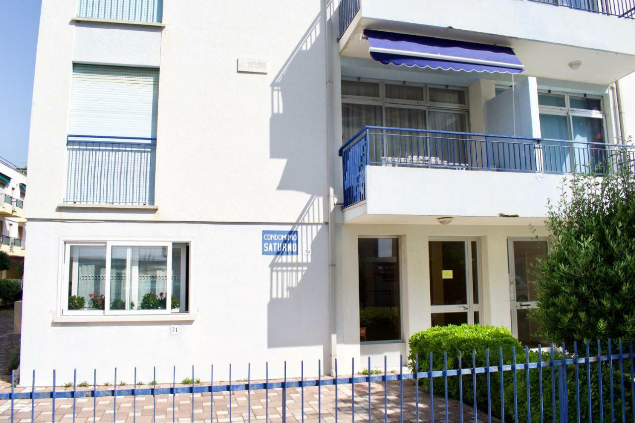 App4Rent Saturno 4 - Family Apartment, Wifi, Parking Lido di Jesolo Eksteriør bilde